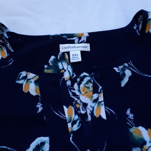 Navy Popover Blouse - Picture 3 of 4